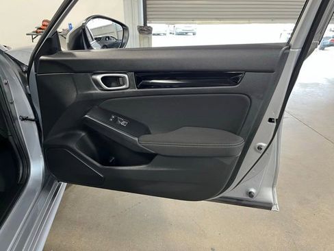 Used 2023 Honda Civic EX image 12