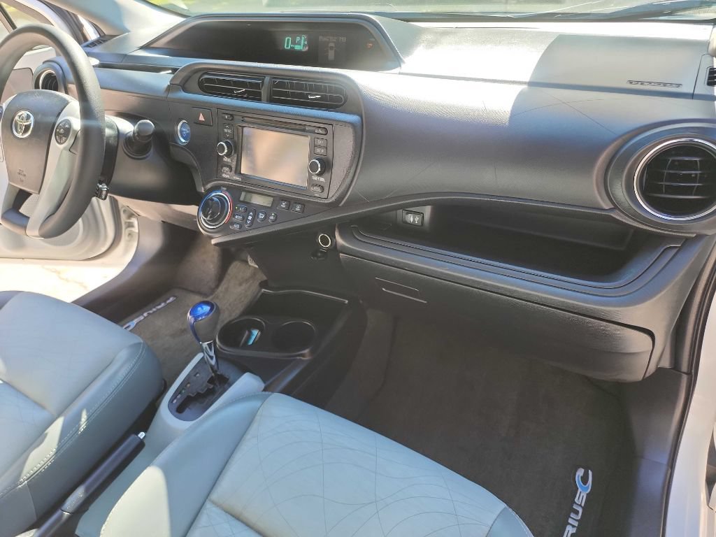 Used 2012 Toyota Prius C Four FWD image 32