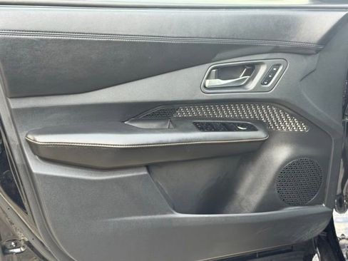 Used 2023 Nissan Ariya ENGAGE e-4ORCE image 14