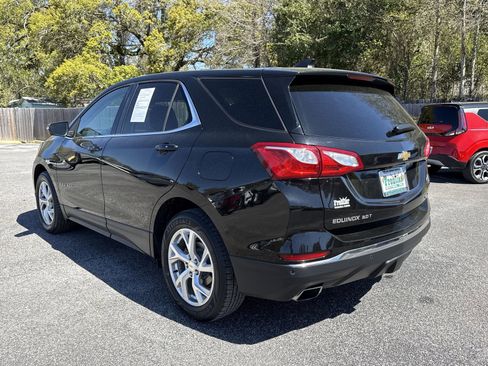 Used 2018 Chevrolet Equinox LT image 3