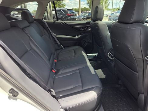 Used 2022 Subaru Outback Limited AWD/4WD image 14