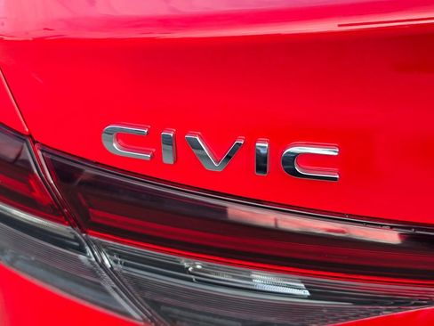 Used 2025 Honda Civic Sport image 22