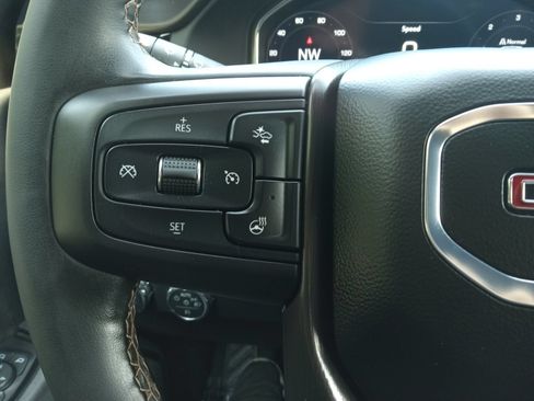 Used 2025 GMC Sierra 2500 AT4 w/ AT4 Premium Plus Package AWD/4WD image 24