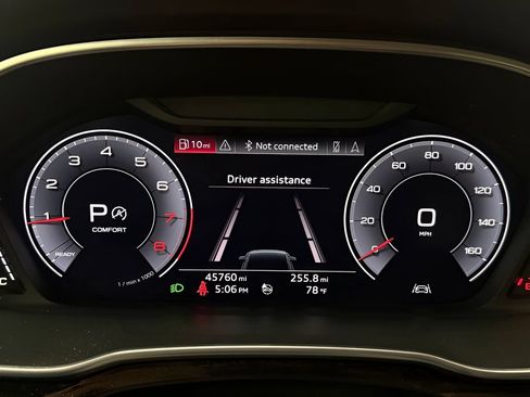 Used 2020 Audi Q3 2.0T Premium Plus w/ Premium Plus Package AWD/4WD image 24