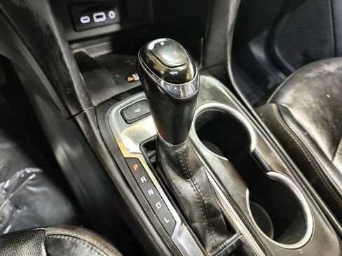 Used 2019 Chevrolet Equinox Premier image 22