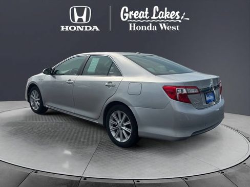 Used 2012 Toyota Camry XLE w/ Convenience Pkg FWD image 3