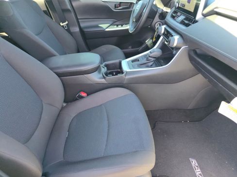 Used 2023 Toyota RAV4 LE AWD/4WD image 12