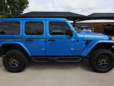 Used 2023 Jeep Wrangler Unlimited Rubicon 392 w/ Trailer Tow Package AWD/4WD image 4