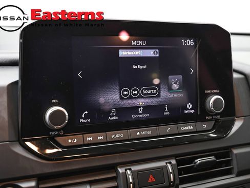 Used 2024 Nissan Pathfinder S AWD/4WD image 18