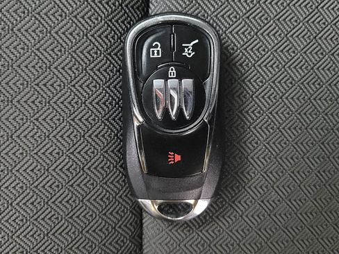Used 2024 Buick Encore GX Preferred w/ Advanced Technology Package FWD image 32