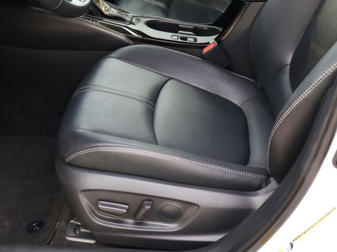 Used 2024 Toyota Corolla XLE image 15