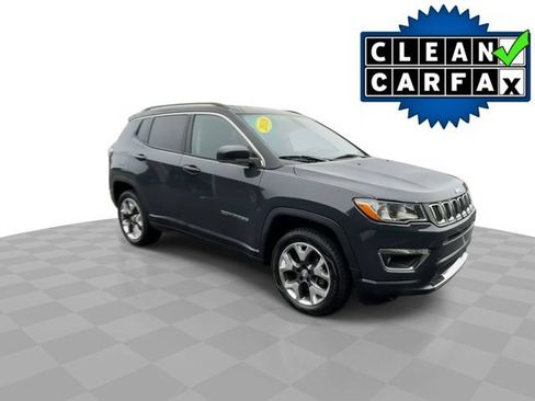 Used 2018 Jeep Compass Limited AWD/4WD image 2