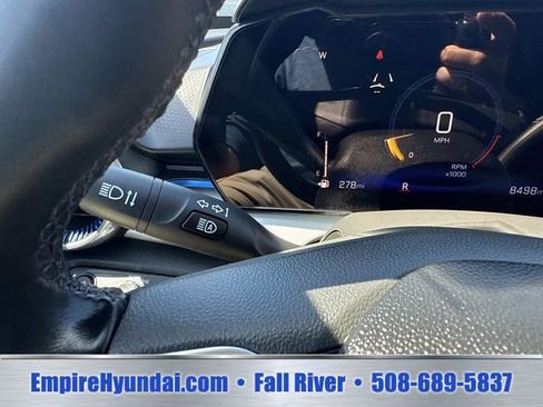 Used 2025 Chevrolet Trax LT w/ Driver Confidence Package FWD image 30