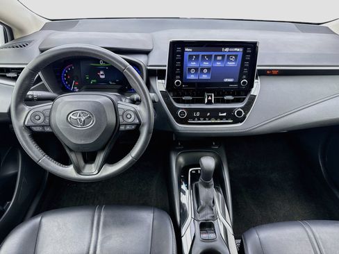 Used 2022 Toyota Corolla LE w/ Premium Interior Package FWD image 14