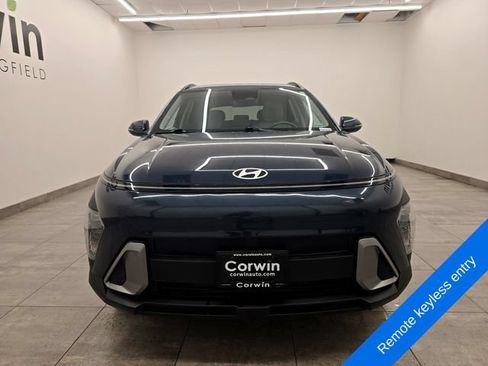 Used 2025 Hyundai Kona SEL AWD/4WD image 7