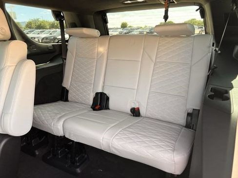 New 2026 Cadillac Escalade ESV Platinum Sport AWD/4WD image 29