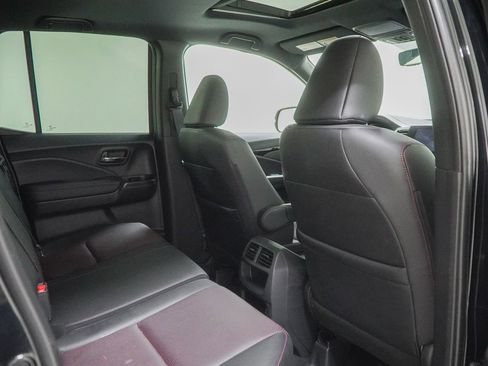 Used 2023 Honda Ridgeline Black Edition image 39