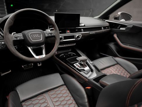 Used 2022 Audi RS 5 Sportback AWD/4WD image 2