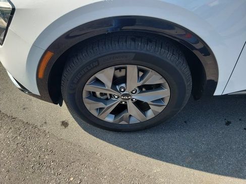 Used 2023 Kia Sportage SX FWD image 6