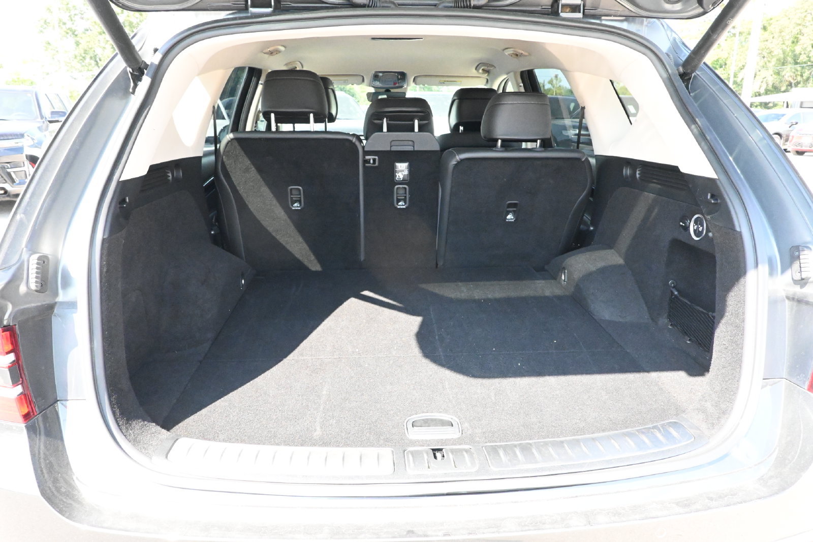 Used 2025 Genesis GV80 2.5T Standard AWD/4WD image 25
