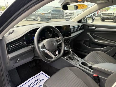 Used 2025 Volkswagen Jetta S FWD image 3