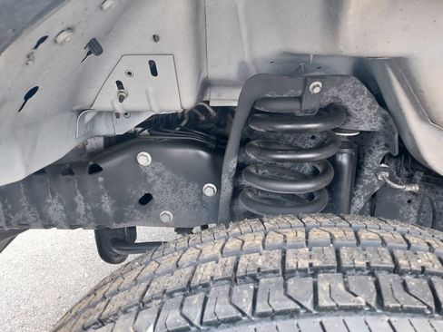 Used 2022 Ford E-450 and Econoline 450 Super Duty w/ Power Windows & Locks Group image 29