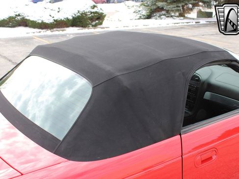 Used 2002 Ford Thunderbird image 12