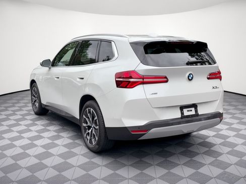 Used 2026 BMW X3 xDrive30i w/ Premium Package AWD/4WD image 3