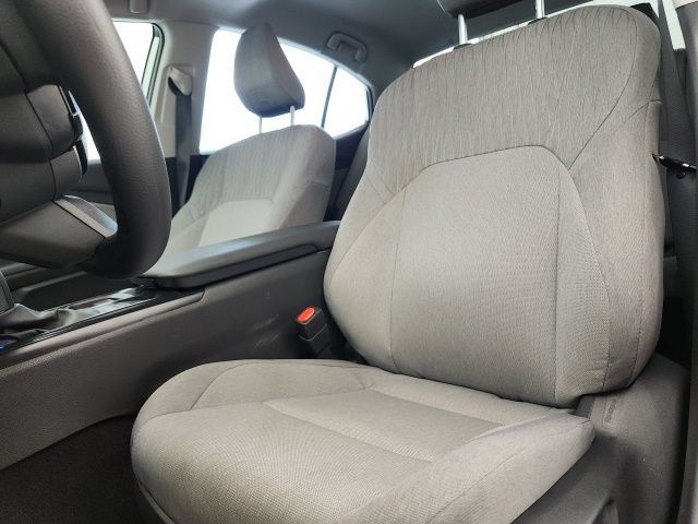 Used 2026 Toyota Camry LE FWD image 17