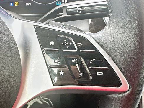 Used 2023 Mercedes-Benz GLC 300 4MATIC image 33