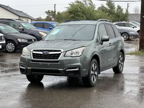 Used 2017 Subaru Forester 2.5i Premium AWD/4WD image 7