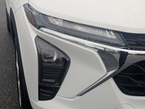 New 2026 Chevrolet Trax LS image 10