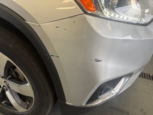 Used 2019 Chevrolet Traverse LT w/ LT Premium Package AWD/4WD image 10