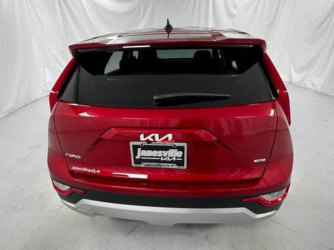 New 2026 Kia Niro LX FWD image 4