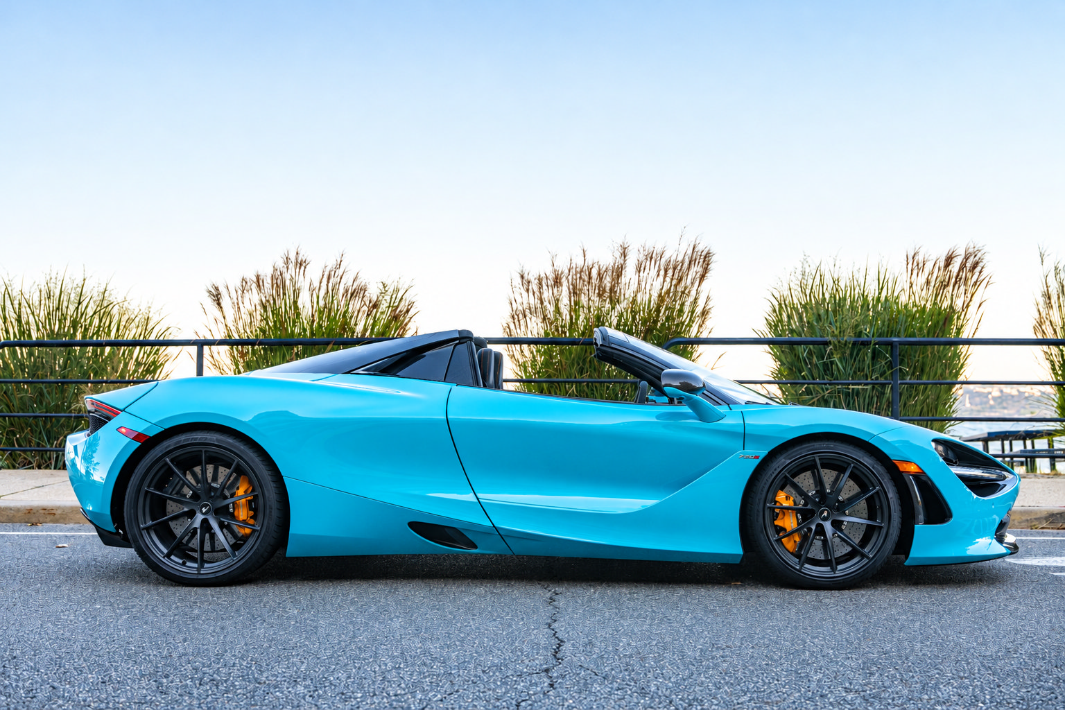 Used 2020 McLaren 720S Luxury RWD image 7