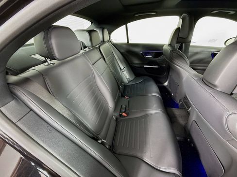 Used 2026 Mercedes-Benz C 300 4MATIC Sedan image 27