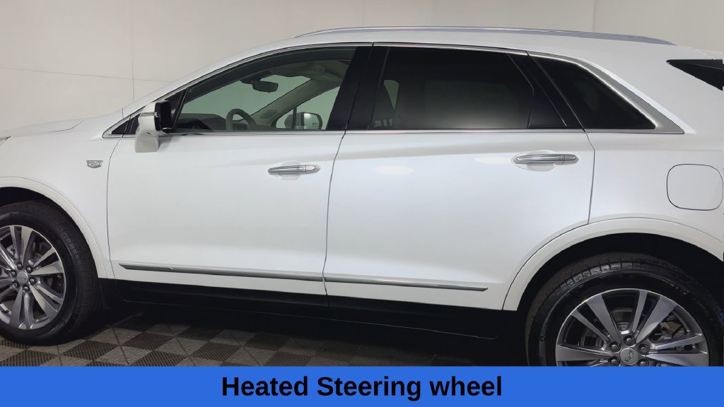 Used 2024 Cadillac XT5 Premium Luxury w/ Technology Package FWD image 9