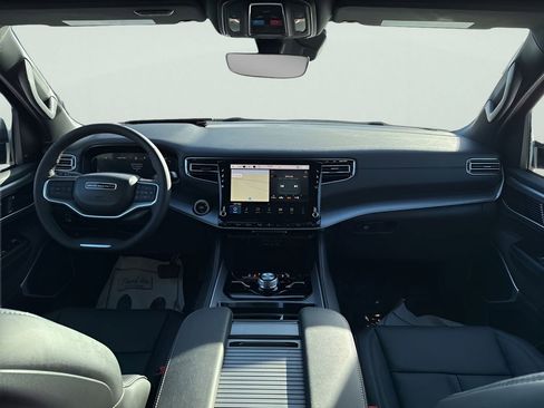 New 2026 Jeep Grand Wagoneer Limited image 15