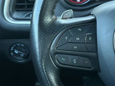 Used 2022 Dodge Challenger GT image 27