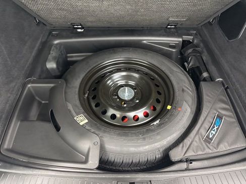 Used 2024 Jeep Grand Cherokee Trailhawk w/ Luxury Tech Group III image 12