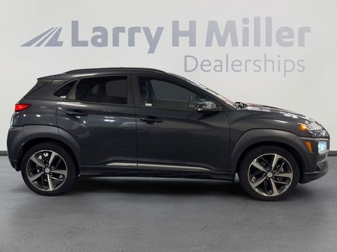 Used 2021 Hyundai Kona Ultimate w/ Cargo Package FWD image 6