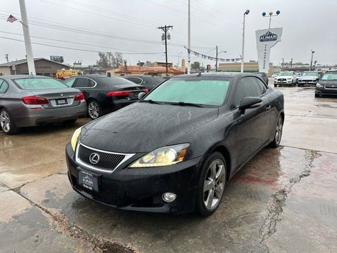 Used 2011 Lexus IS 250C w/ Luxury Pkg RWD image 3