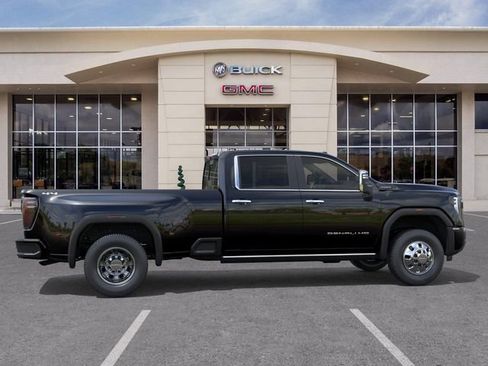 New 2026 GMC Sierra 3500 Denali Ultimate w/ LPO, Black Badging Package AWD/4WD image 5