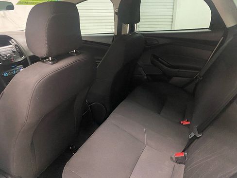 Used 2018 Ford Focus S image 10