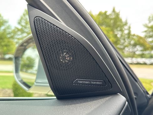 New 2026 BMW X3 xDrive30 w/ Premium Package image 19