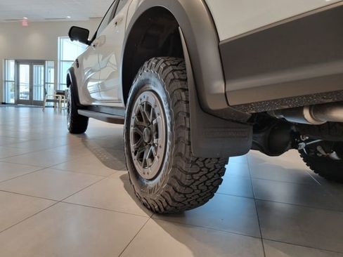 New 2025 Ford Ranger Raptor image 17