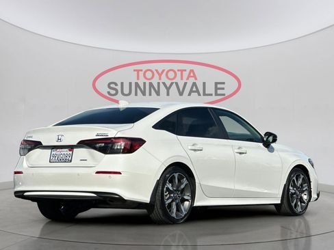 Used 2025 Honda Civic Sport Touring image 3