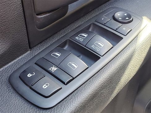 Used 2020 RAM 2500 Tradesman image 11