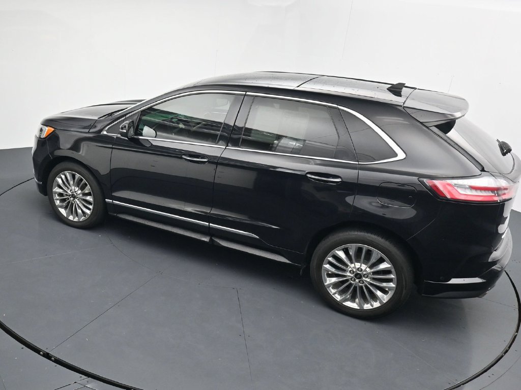 Used 2020 Ford Edge Titanium w/ Equipment Group 301A FWD image 28