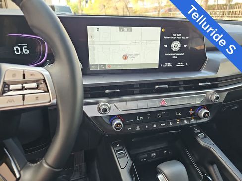 Used 2025 Kia Telluride S AWD/4WD image 20